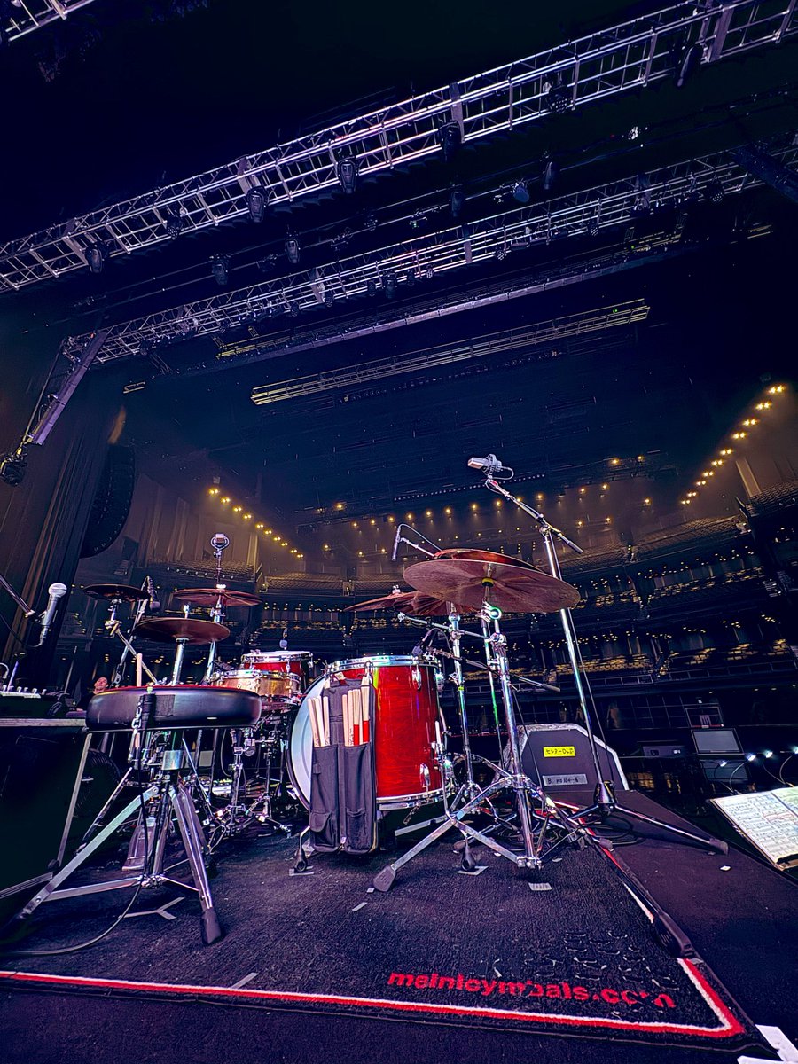 TomTamada's tweet photo. ポルノグラフィティ
20thライヴサーキット”水”
at 東京ガーデンシアター2days
https://t.co/vLrGwX1JTz… https://t.co/4OX9JlGarW