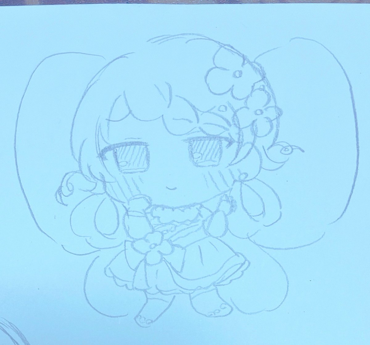 Koyakomoru's tweet photo. 後ろのクローバーが羽に見えて妖精さんぽい🧚
かわいい🧚 https://t.co/naWhpyMEOB