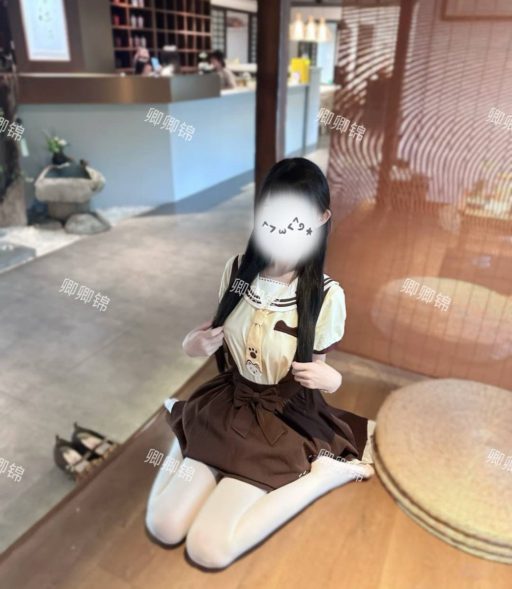 chase_shxc's tweet photo. 刚满18小甜妹，外表乖巧反差感拉满
@RNolan58883 

想看更多优质福利姬的来，完整资料群内看 https://t.co/lmpICtgMM4