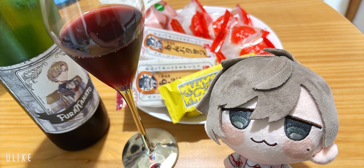 MMMiyako83's tweet photo. 宝石のような後輩も、ようお祝いしてくれとるよ。

🔫 #叶生誕祭2026 🍷🍝 https://t.co/9GIur12fHA
