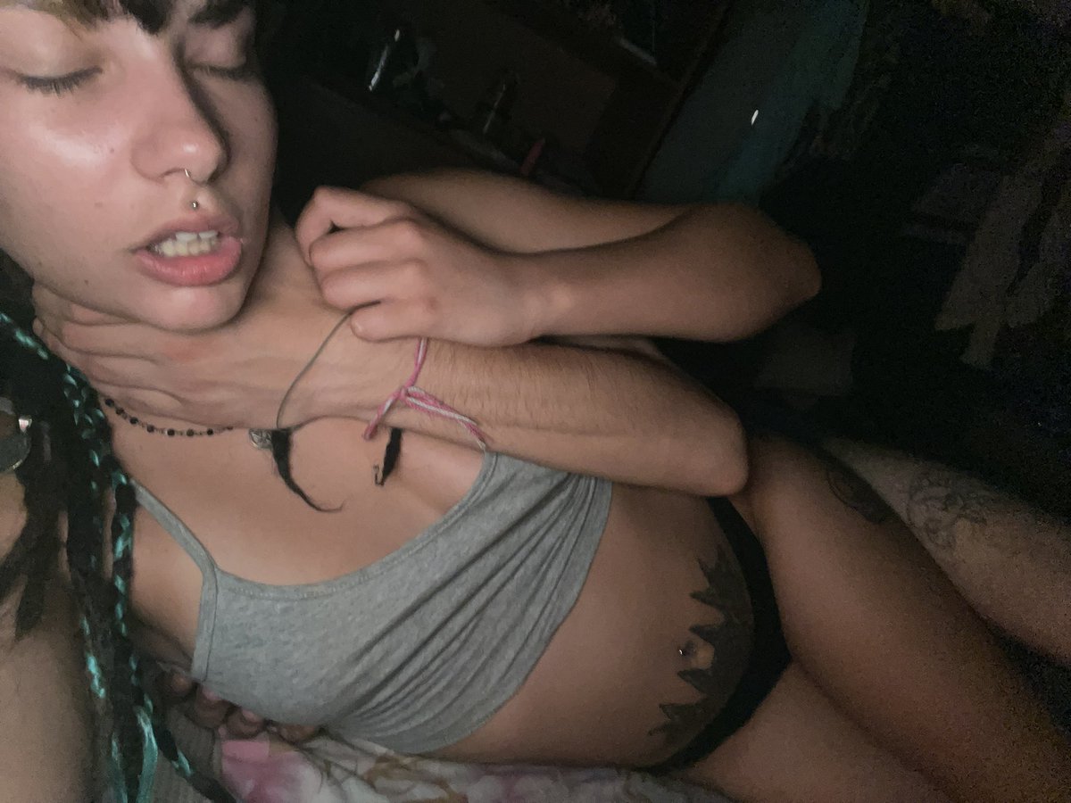 K44lyps0_'s tweet photo. Off something happened here!!! #onlyfans #pornstar #fypシ゚viral #fypppppppppppppppppppppppppppppppppppppppppppppppppppppppppppppppppppppp https://t.co/aG9fnv4eZs