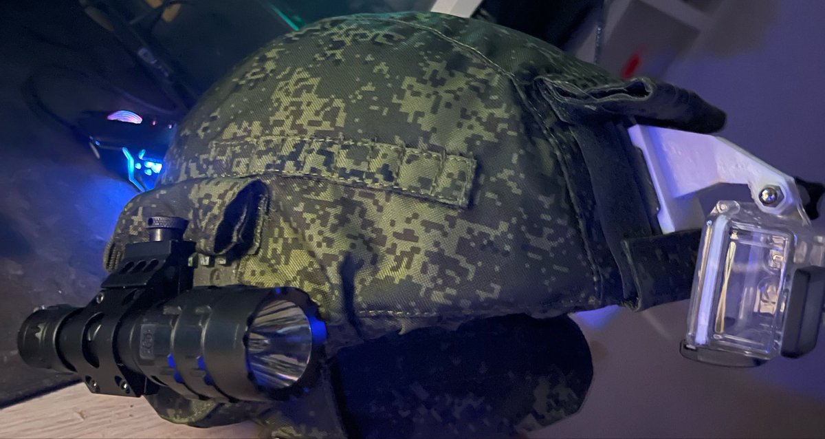 Feudal_ism's tweet photo. 3D Printed a GoPro mount for my NVG slot, should I paint it green or black? 🤔 https://t.co/mw8oRUdt3F