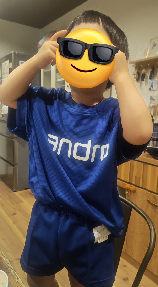Northern_writes's tweet photo. 卓球帰り🏓🏓
androユニホームが似合う息子。
来年は選手登録目指せるかな。
#andro
#イシダ卓球〜琉球アスティーダ卓球場〜 https://t.co/dqpLtUEiLW