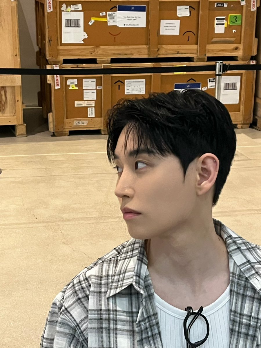 ixxxhme's tweet photo. 진짜 집 가고 싶은 거 아님 https://t.co/EjDMdxUrxN