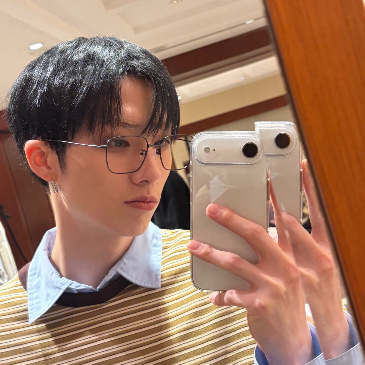 itsjiungduh's tweet photo. absolutely no one:
jiung: 😗 https://t.co/Jmeekvihjd