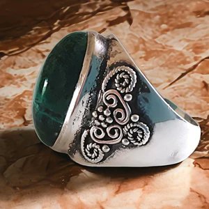 renaissancefai's tweet photo. Vintage Eilat Stone Ring: Ornate Sterling Silver Artisan Doug Paulus, Size 8
https://t.co/RiiEQO8dZp?
#ring #vintage #sterlingsilver #green #blue #EilatStone #Eilat #oval #cabochon #Israel #gemstone #size8 #wideShanks #DougPaulus #kingSolomonStone https://t.co/c3akG3km8Q