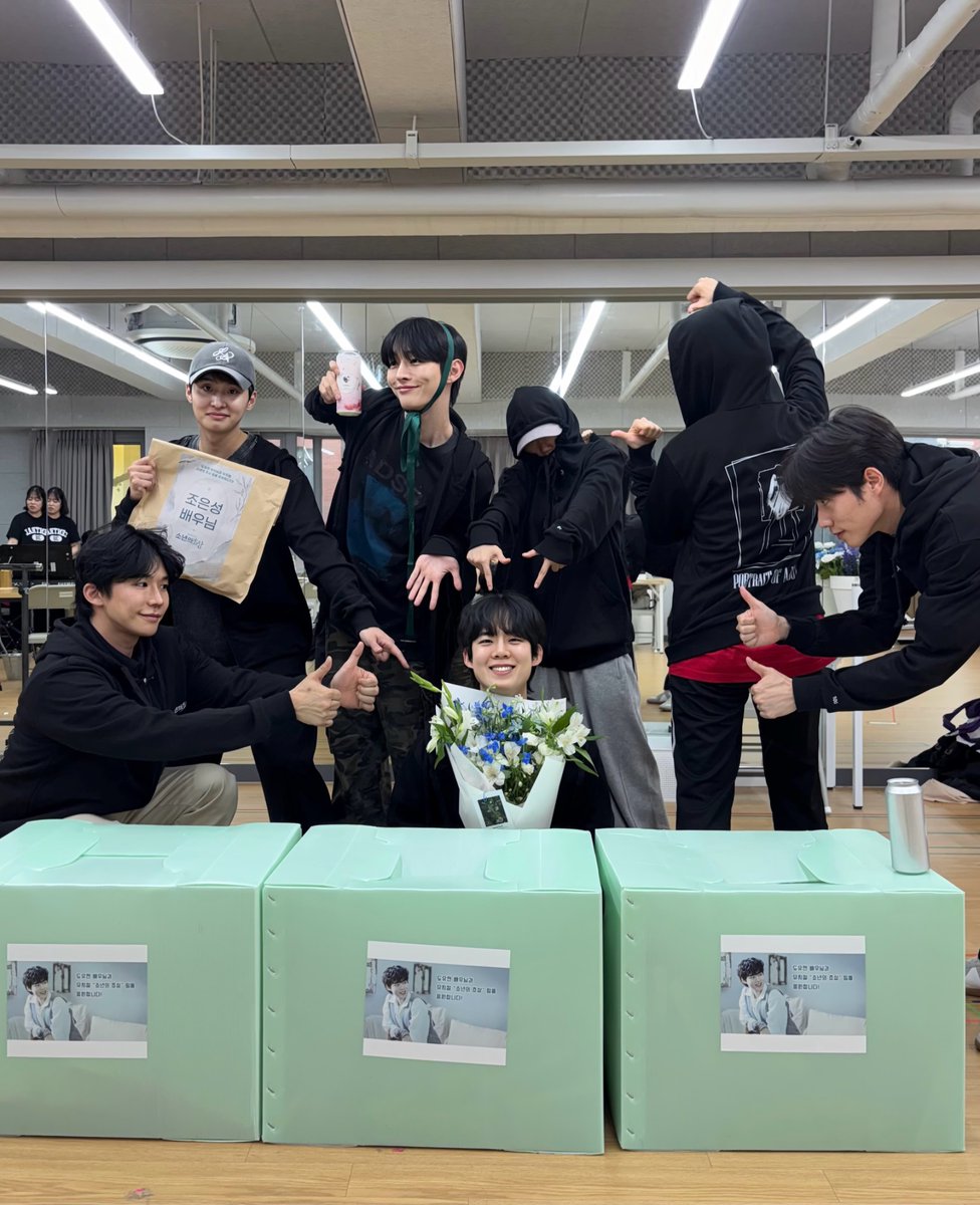 daily_yoon's tweet photo. [#룽포메이션]

도유현님 인스타 속 #윤지성 #YoonJisung
https://t.co/96Ndc2qEkQ https://t.co/XNUF2fM3Ig