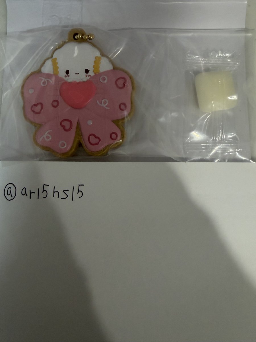 ar15hs15's tweet photo. 【交換】 サンリオキャラクターズ サンリオ クッキーチャームコット2

【譲】こぎみゅん、タキシードサム(開封済.未使用)

【求】シナモロール(シナモン)

都内＞川崎＞横浜手渡し希望
郵送も検討します

お心当たりある方はご連絡お願いいたします https://t.co/2gO8it29rJ