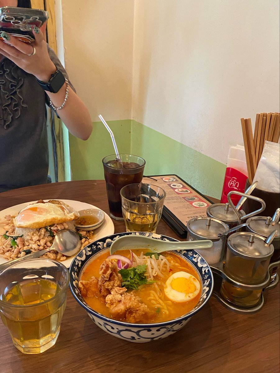 11puq's tweet photo. 最近etc🍜👓 https://t.co/fMtQK02GKe