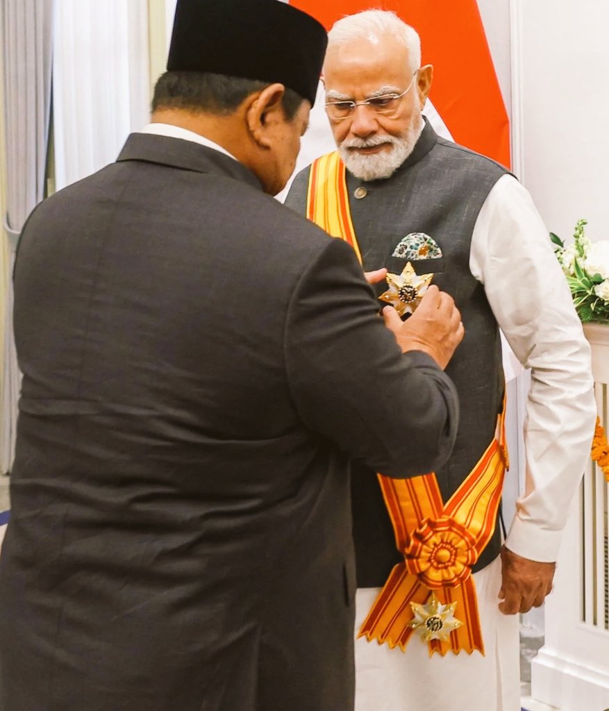 RohitMishra2024's tweet photo. Adani will now have free
access to Indonesia. 🇮🇩 https://t.co/aeseN73E98