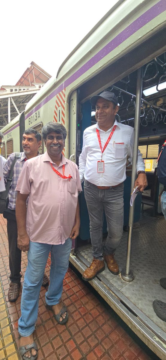 venupnair_nrmu's tweet photo. Today’s (07.07.2026) few captured glimpses from CSMT/MTN. ….🙏🏻🚩🚩🚩🚩🚩 https://t.co/ICPPnbHIOl