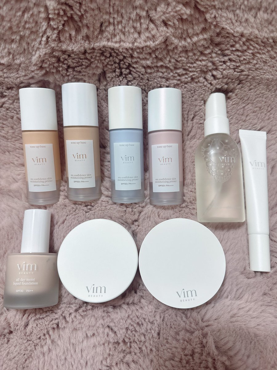 satomi_oba's tweet photo. プレキャンで当選した　@vim_BEAUTY が少し前に届いた✨
こんなに沢山豪華だし、評判が良いので使うのが楽しみすぎます！！
今度使った感想と仕上がり載せるのが楽しみ🫶🏻💕
#さとみんメイク💄 
#プレキャン
#vimbeauty https://t.co/Rs4d2Ova1M