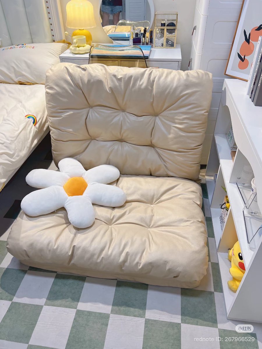 senjahitamm's tweet photo. things to buy for small room

a thread https://t.co/jylG9nlQkc