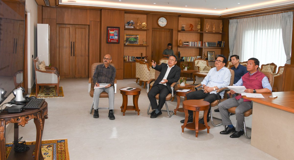 PemaKhanduBJP's tweet photo. Every rupee must create value. Every project must deliver on time. With this clear focus, reviewed the Budget and fund position for FY 2026–27 with Hon’ble Deputy Chief Minister Shri Chowna Mein Ji and senior officials. https://t.co/8FnR2E5egQ