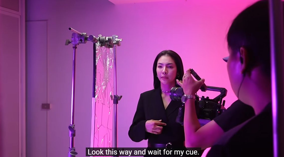 msfayemalisorn's tweet photo. Ahhh the BOL intro music. 🫠 Thank you for including these. We can finally see how they filmed it 

BEHIND THE SCENE BOL Q8 
#BTSBrokenOfLoveQ8 https://t.co/WtqflnDS06