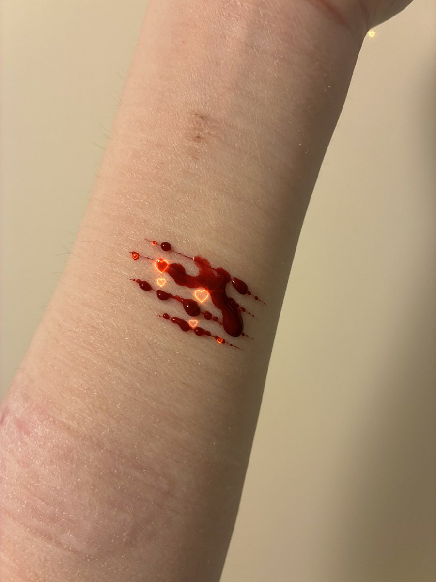 self_harm_adore's tweet photo. https://t.co/F5Pk1QslVt