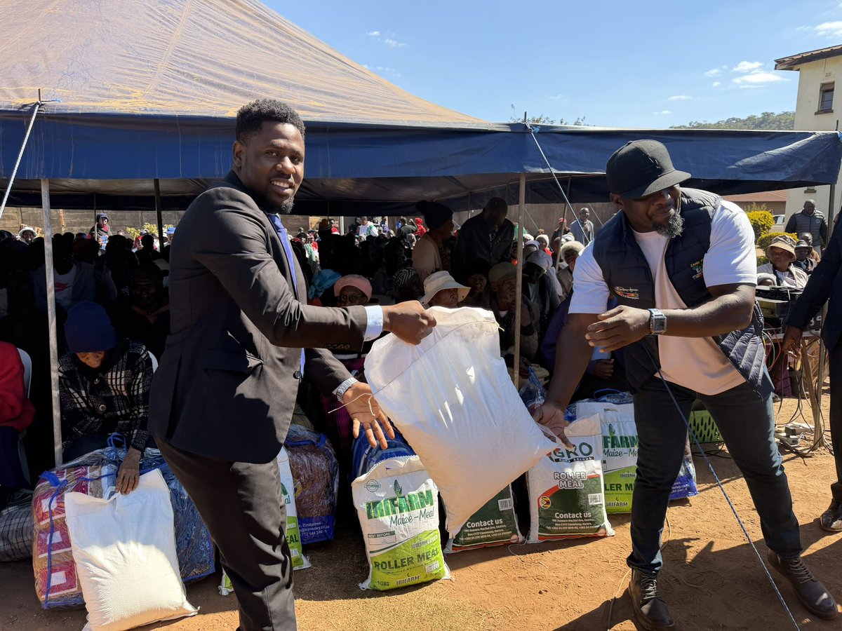 Tinoten53374277's tweet photo. *Honourable Owen Ncube Hands Over Aid to the Elderly in Shurugwi District*  

Today, the Minister of State for Provincial Affairs and Devolution for Midlands Province, Honourable Owen Ncube, hands over blankets and mealie meal to the elderly in Shurugwi District.  

The support provides warmth and food relief to senior citizens who face challenges during winter and periods of need.  Caring for the elderly upholds our values of respect, dignity, and ubuntu. The gesture eases hardship for vulnerable households, strengthens community welfare, and shows government’s commitment to leaving no one behind. It also encourages families and communities to continue supporting senior citizens as custodians of culture and wisdom in Shurugwi.