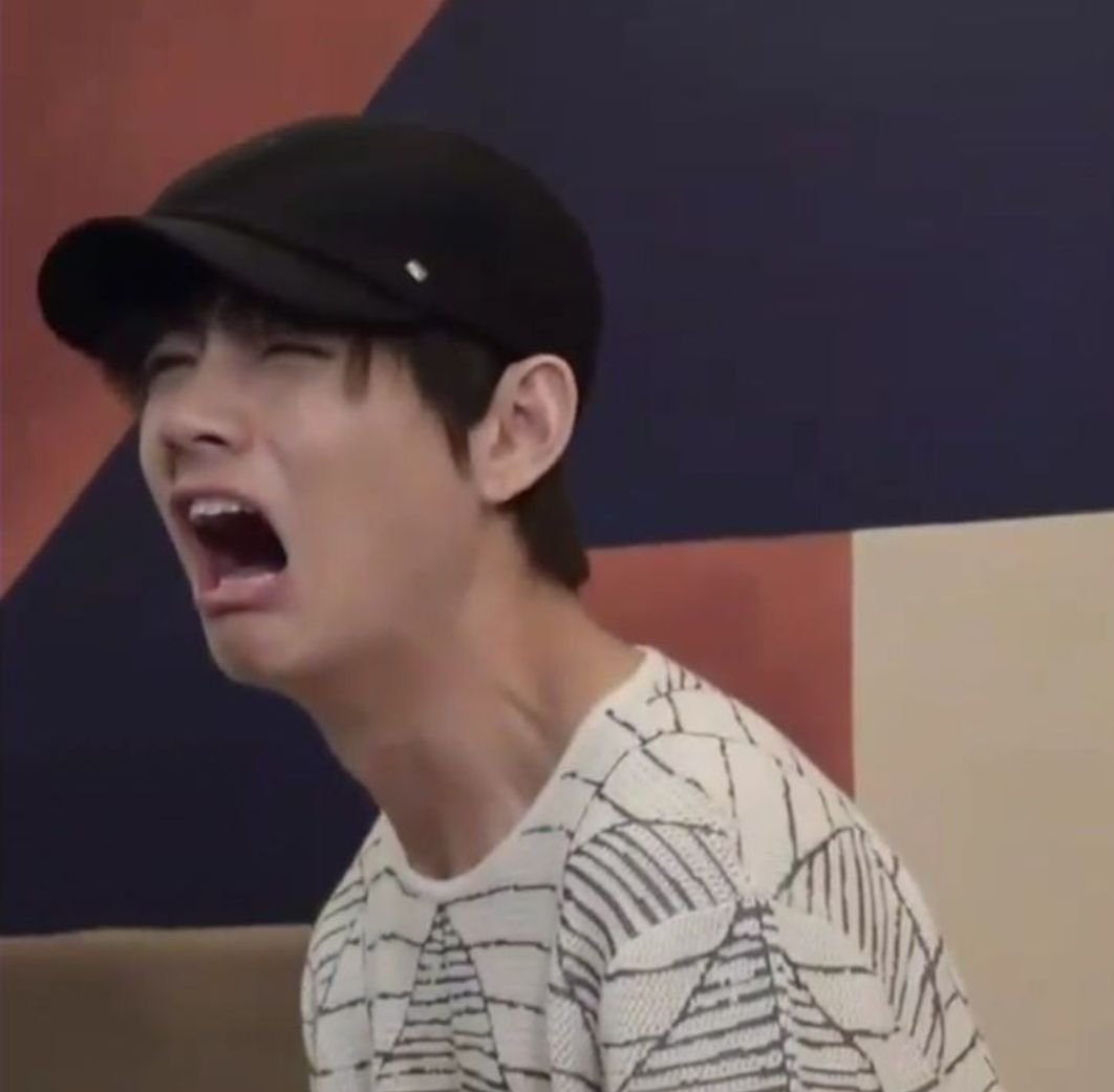 Djxudjxjdh's tweet photo. @imtstan I'm amazed by pighyung stans audacity..... They living in a delusional world where that piggg looking mid is beautiful https://t.co/uF7AgxXqLJ