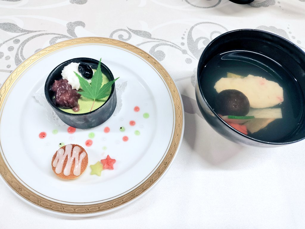tapitapi_n's tweet photo. 今日のお昼ご飯はｺﾘ✨🍴 https://t.co/UjXjbNqGTn