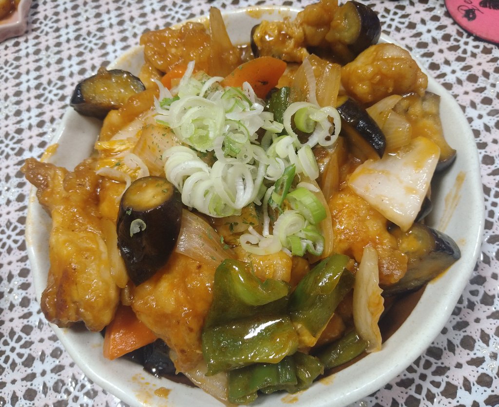 Braveeeee_p's tweet photo. 夜

･酢鶏
･豆苗もやし
･蒟蒻の甘辛煮 https://t.co/o3gr98KEgX