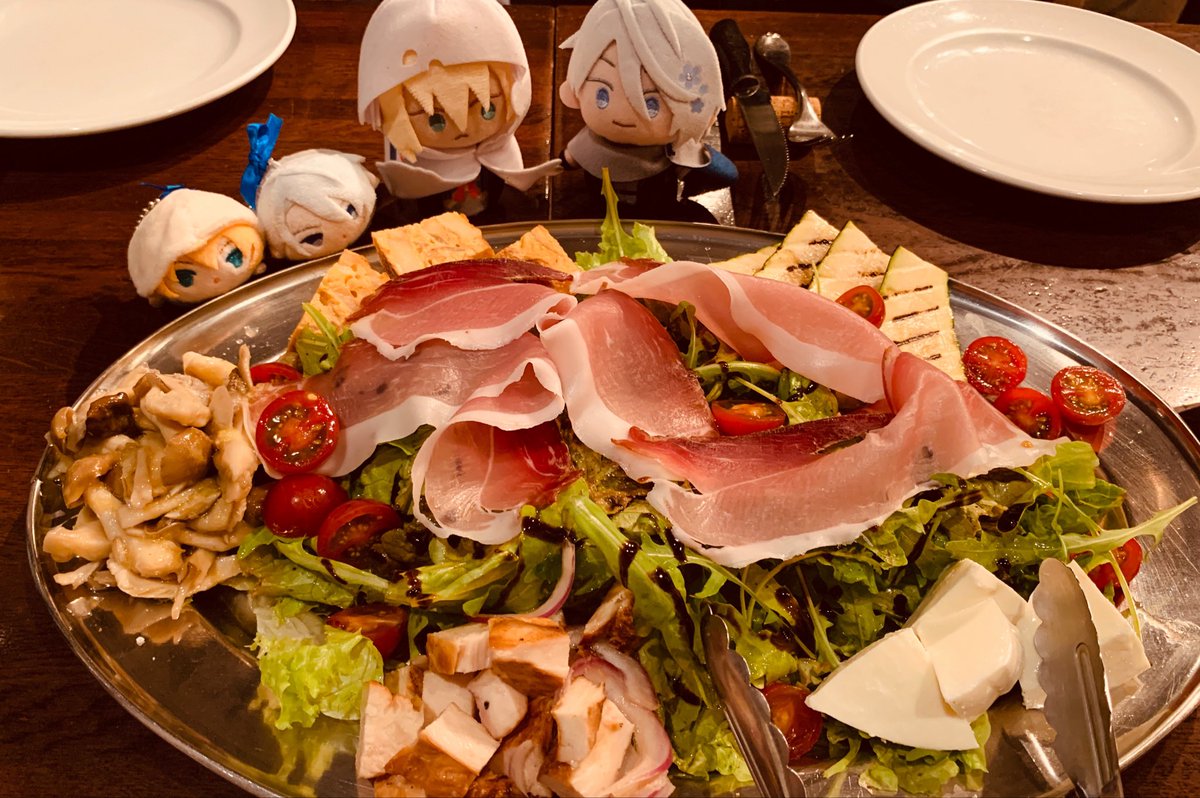 yuuto_rh's tweet photo. 前夜祭も凄かったのである　盛りが https://t.co/ClDwrxveHL