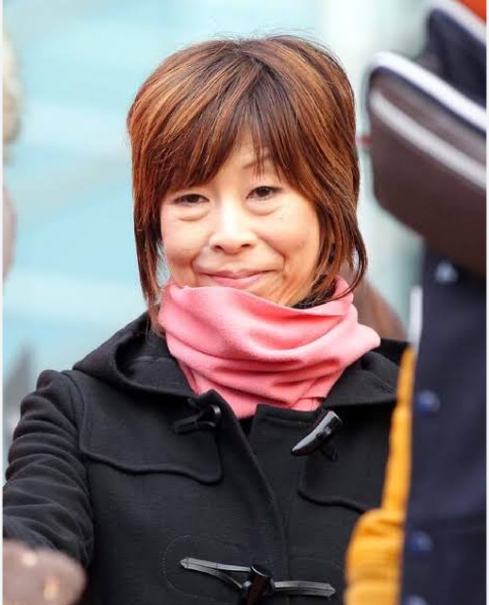 aiueomunmun's tweet photo. 写真の修正が気になり過ぎて…知ってる人と違うんだもん https://t.co/EU7M93RVcW