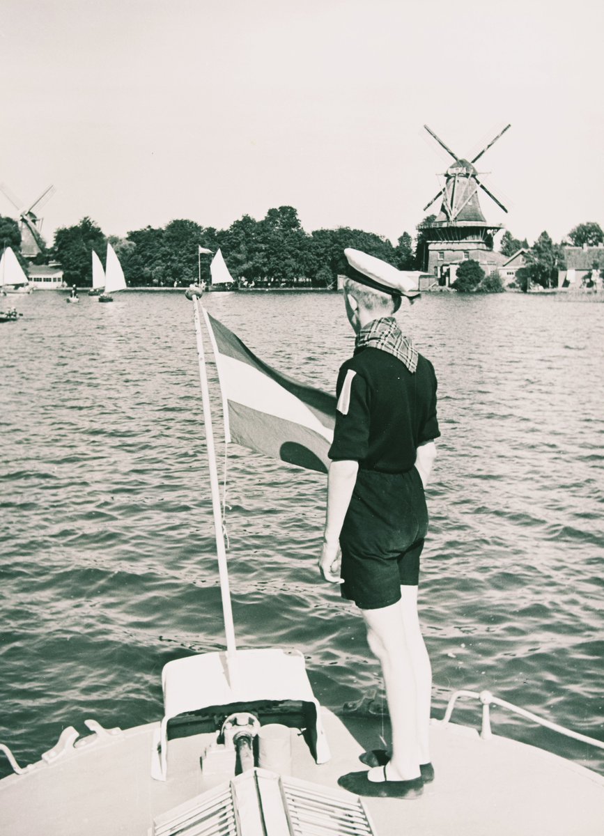 OnsErfdeel's tweet photo. Wij houden van dit land en van deze cultuur.

Nederland! 🇳🇱 https://t.co/Vj0fjSsvXX