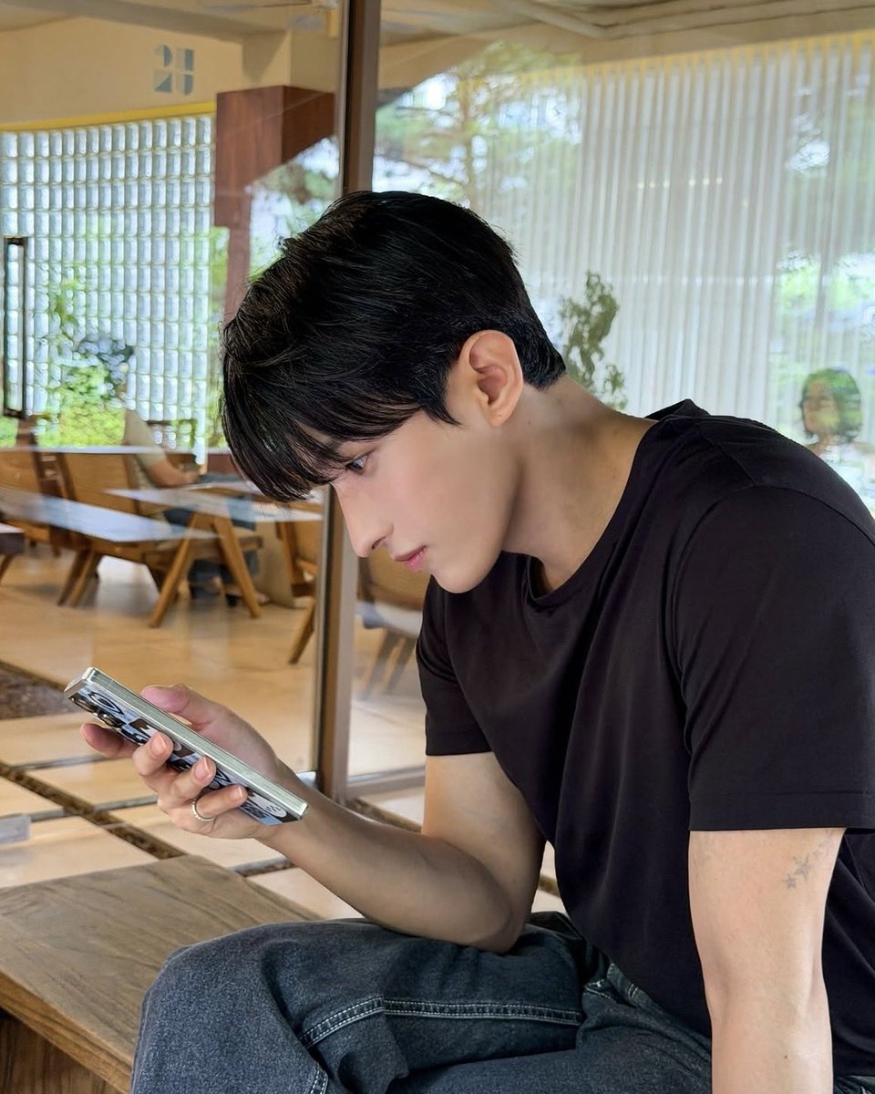 krnh_dk's tweet photo. イケメンすぎませんか😭😭😭😭😭🤍 https://t.co/up9v294htR
