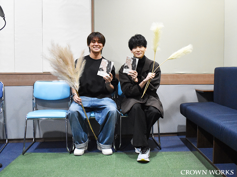CROWN_WORKS's tweet photo. BLCD『二日月に栖む』（原作：ミギノヤギ）

CD発売時の火坂羊介役 八代拓さん、三矢満月役 坂田将吾さんのインタビューはコチラ⬇️

https://t.co/Km7oVtN2Tp https://t.co/X9aN8eRTC0