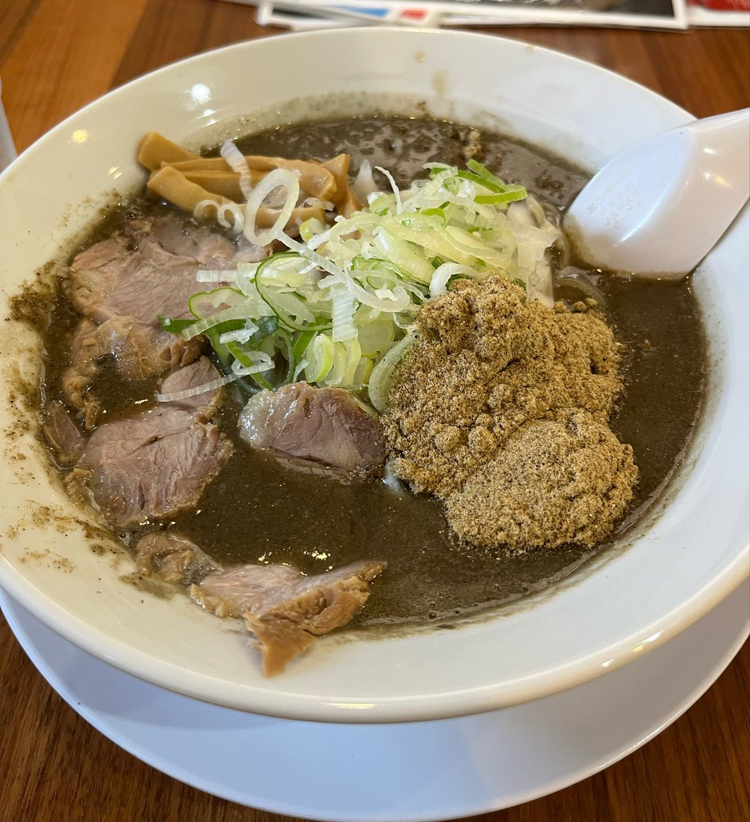 sumika_moro's tweet photo. 七夕だね。

そうだね。
ラーメン食べたね！
煮干し煮干し煮干し！

と、思いつつ見た目に反してあっさりで美味でした😋 https://t.co/S9KoIs6eVX