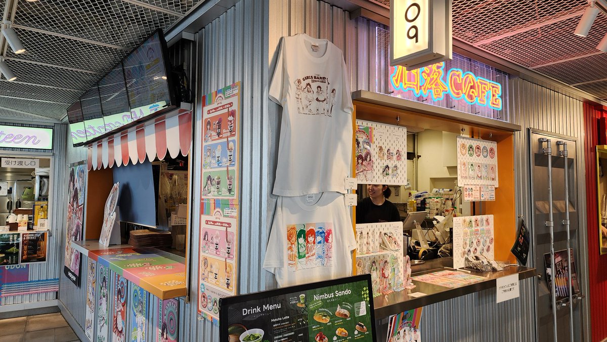 774p_rw's tweet photo. 『ガールズバンドクライ』アイスクリームガールズカフェ at 洒落CAFE行ってきたぁ！！
コースターとブロマイド仁菜が出たので神引きだったし、お話ししてくれた方々も居て行ってよかったぁ…😚

#ガールズバンドクライ
#洒落CAFEハラカド https://t.co/p5oRknb7do
