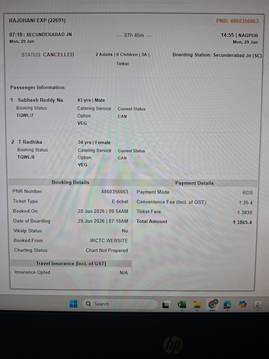 Subhash87832736's tweet photo. I didn't get refund for the below ticket
@SCRailwayIndia https://t.co/Xrl93ZlSzj