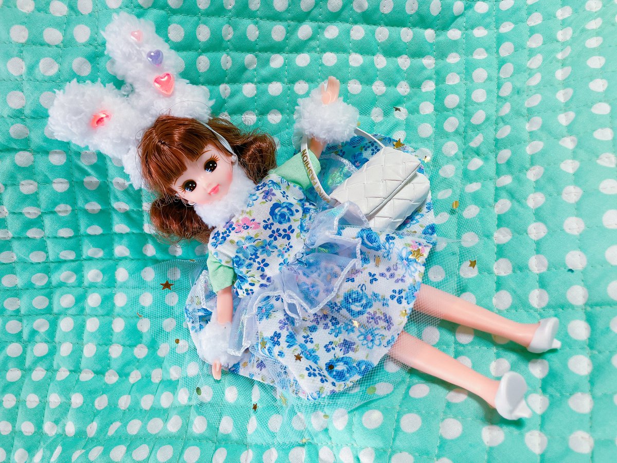 久しぶりのお写真…！ うさぎちゃんなお洋服を制作しました🐰✨ うさ耳