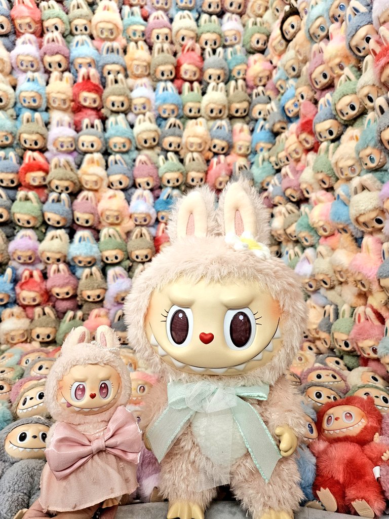iLYS0129LUBUBU's tweet photo. 🗼THE MONSTERS 10周年記念展 東京🗼
3,4回目😍😍😍
ミニジモちゃんだけ欲しくて抽選のつもりだったけどご縁もあって3体お迎え❤(背景ごちゃごちゃしてたから消した笑)
展覧会でのせられないアニメーションとかパトの話とかが新たな発見で最高でした👏映画見に行きます✌ https://t.co/HOatr1l8Py