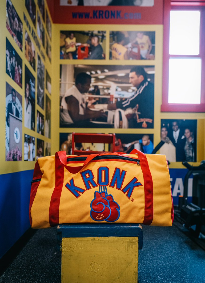 RealKronkGym's tweet photo. Limited Edition Emanuel Steward KRONK GYM BAG! Happy heavenly birthday Emanuel!  ONLY at https://t.co/1eh0PzGnjK https://t.co/KlHkzgJysH