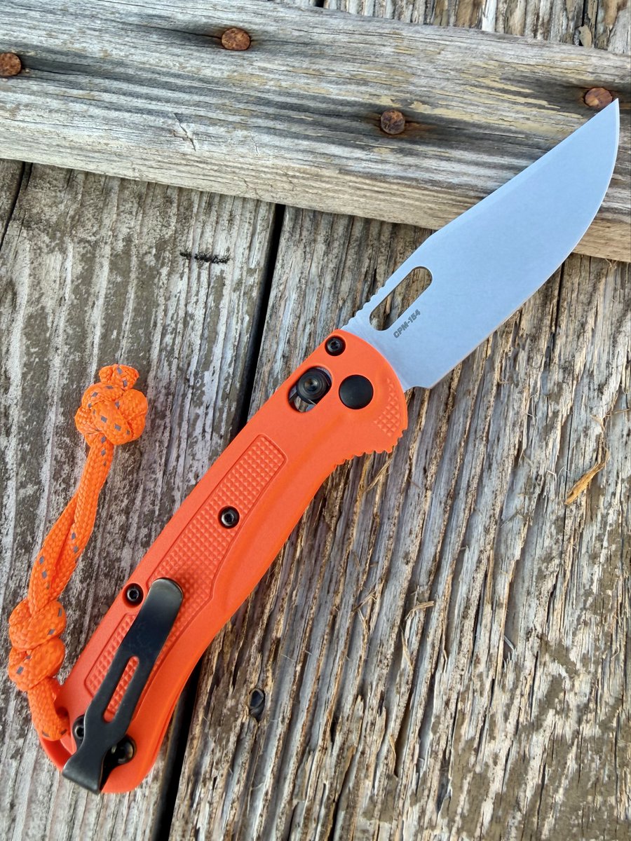 freegwe's tweet photo. Carry of the Day 7/7/26. The  USA made Benchmade Mini Taggedout in CPM-154. This is a Stock knife but not for long! I have Carbon scales coming from Australia from my friend Alfred at VotixEDC. I also have the Green G10 Version and scales coming for both. Happy Tuesday All! https://t.co/aO6PO3W9tX