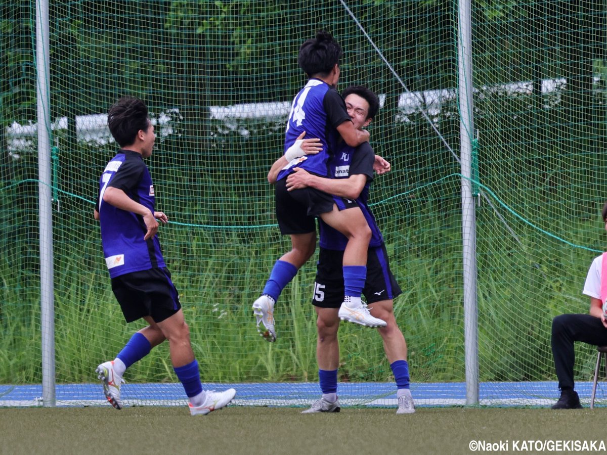 gekisaka's tweet photo. 【写真特集】[関東2部]神奈川大の勝利に貢献!! FW山本颯太が先制弾、DF海貝俊輔はヘディングで決勝点(18枚)

https://t.co/nmiZBixhfs

#大学サッカー #関東大学サッカーリーグ #関東大学リーグ #ゲキサカ https://t.co/4ts1j3ck5k