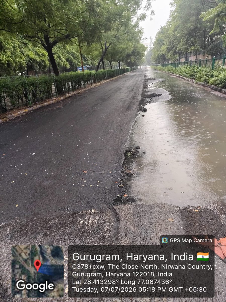 cleanAirBharat's tweet photo. 🚨 BREAKING: After delaying the road work for nearly two months, Ward-15, Gurugram is now #laying_bitumen_during_rains.

Standard engineering practice generally discourages bitumen paving on wet surfaces, as moisture can affect bonding, compaction, and the long-term durability of the road.

If the work could wait two months, causing residents hardship due to dust pollution, why couldn’t it wait for dry weather? Taxpayers deserve infrastructure built to proper standards, not rushed at the expense of quality and waste taxpayers money ! 

#RoadWorks #Infrastructure #PublicAccountability #BreakingNews #Gurugram #Gurgaon #Monsoons #Accountability #engineering

@PradeepIAS_HR @pcmeenaIAS @bhartiharsana9 @DC_Gurugram @cmohry : Please urgently look into this. 

@csharyana 
@NayabSainiBJP @Rao_InderjitS @RaoNarbir @MukeshSharmaGG