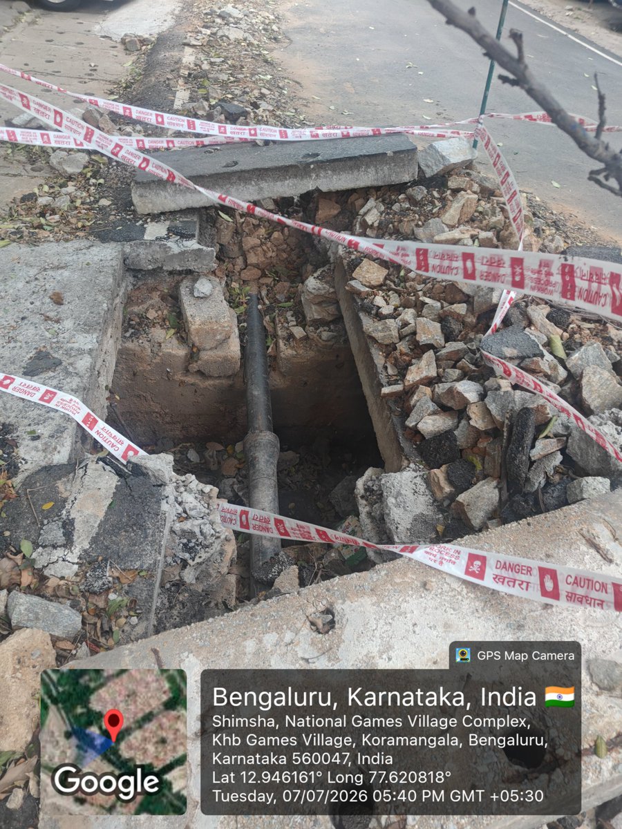 theamitrai's tweet photo. @ICCCBengaluru @GBA_office The NGV Kormangala Road which was dug up around a month back, still yet to be repaired, kindly take corrective action on priority, some kid may fall in the pit some day or lead to some accident https://t.co/Dsdr73Wz1s