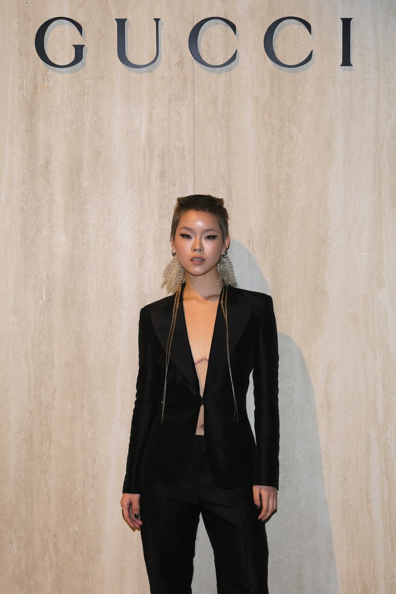 alphazbarbie's tweet photo. Cocona and Jurin are now the only XG members to attend Fashion Week as guests of luxury brands.

🖤 Cocona × Gucci at Milan Fashion Week
🤍 Jurin × Chanel at  Paris Fashion Week https://t.co/NtWYitnsYr
