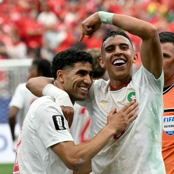 makemorocco's tweet photo. 🔴INFO MONDIAL 🇲🇦💰 

La qualification du Maroc en quarts de finale de la Coupe du monde assure une enveloppe exceptionnelle à la FRMF : 

💵+31 M$ sécurisés (primes, préparation et performances). 
🏆10 M$ : la dotation du vainqueur de la CAN, à titre de comparaison. 
📈3x plus de revenus générés par ce parcours que par un sacre africain.
