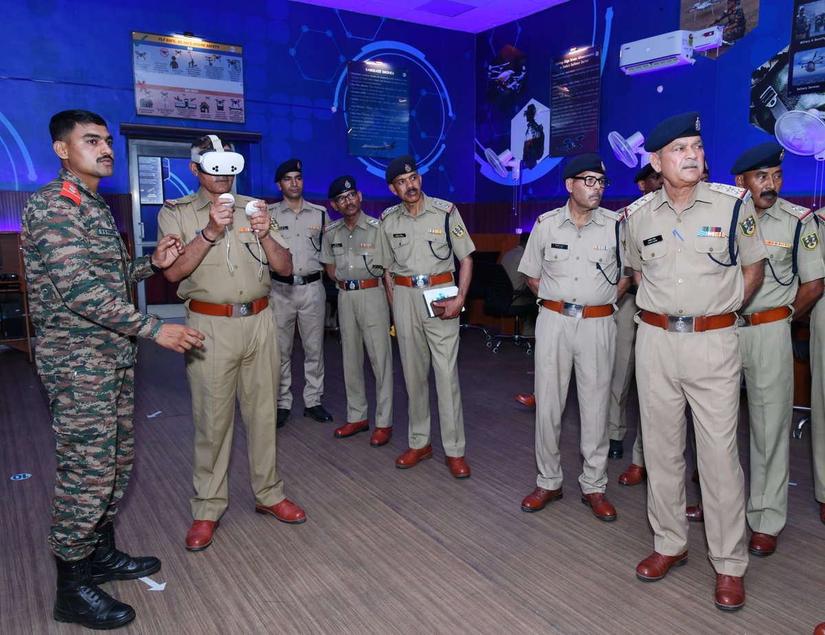 artrac_ia's tweet photo. Junior Leaders Academy, Bareilly

Junior Leaders from ITBP Battalion visited Junior Leaders Academy, Bareilly for an exposure visit. They explored the Drone, Tech &amp; Jointness Integration Labs and experienced live drone training, strengthening jointness, professional learning. https://t.co/b4JeTDJL5V