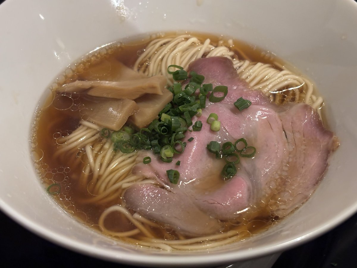 ThisisBBeee's tweet photo. 新潟市ラーメン新店情報！

【らーめん和樹】
新潟市東区

進化系『和え玉』をも楽しめるひゃんでラーメンできたこて 
https://t.co/EpVk4KyOKH 

#新潟ラーメン #ラーメン https://t.co/L5uvSgNrug