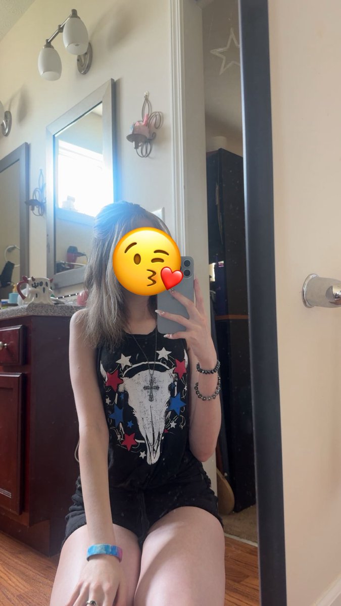GoddesLillth's tweet photo. Your wallet keeps me happy 

Findom https://t.co/RqAy6kNuJy