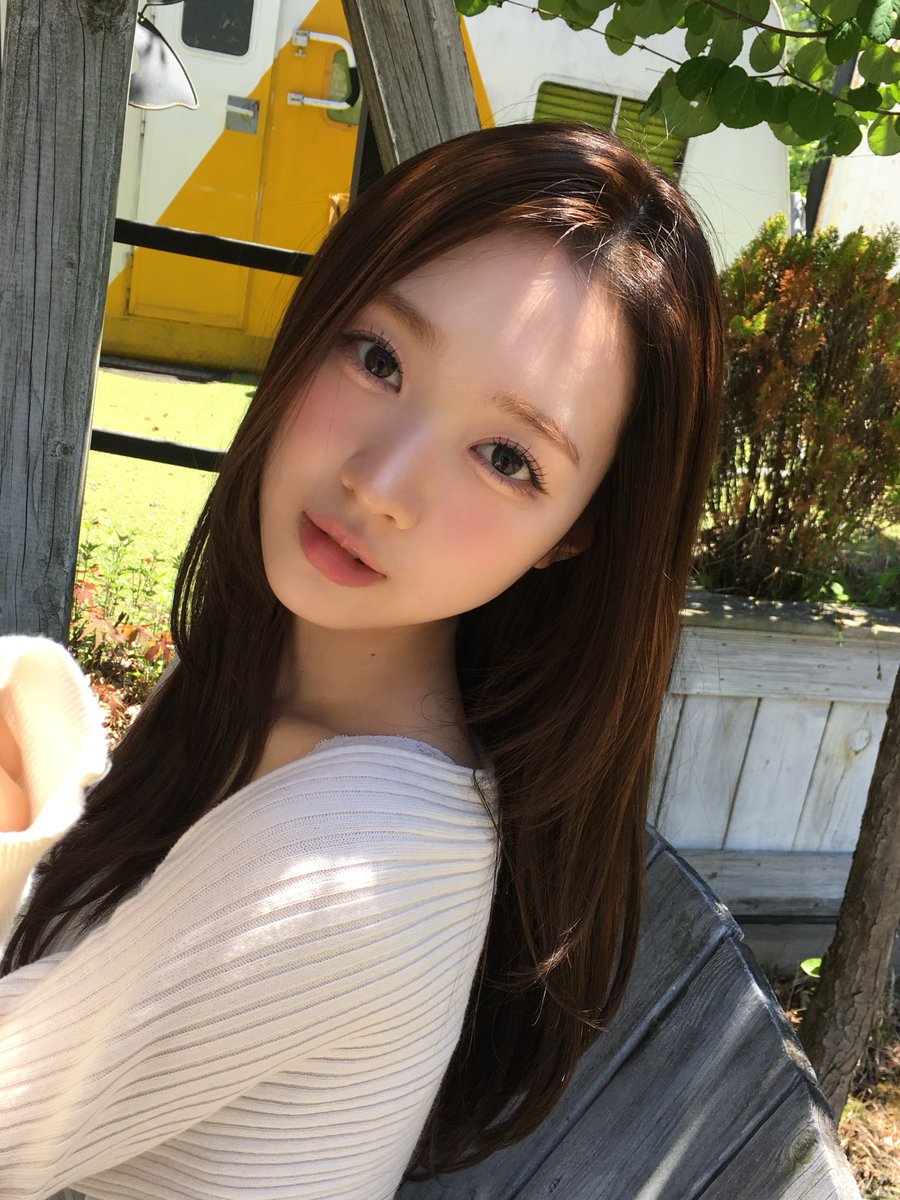 gapyeonghaus's tweet photo. [260707]
#tripleS Soomin COSMO Talk update 🐿️

#SooMin #수민 #김수민 #スミン https://t.co/giompOWNxI