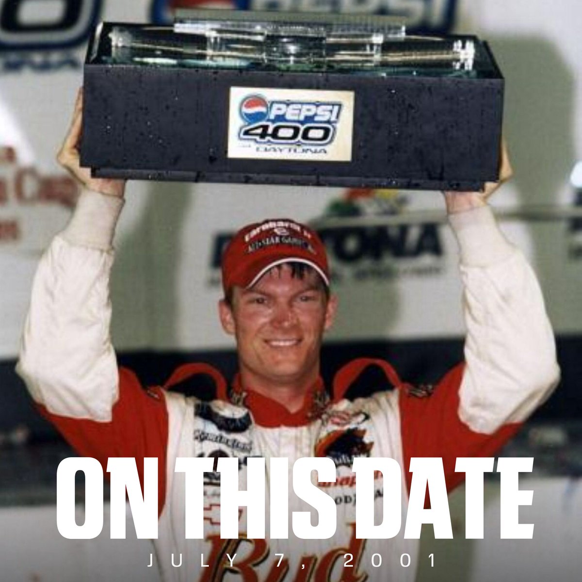 ESPNInsights's tweet photo. On this day in 2001, Dale Earnhardt Jr. won the Pepsi 400 at Daytona less than six months after the death of Dale Earnhardt Sr. at the same track. https://t.co/crFLiti95o