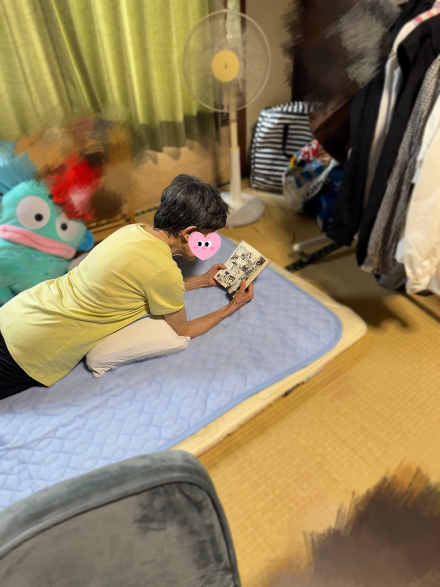 ganbaru_2004ni's tweet photo. 起きたらおばあが
幽遊白書読んでた
ギネスじゃない？わら https://t.co/H98nNuC1Gx