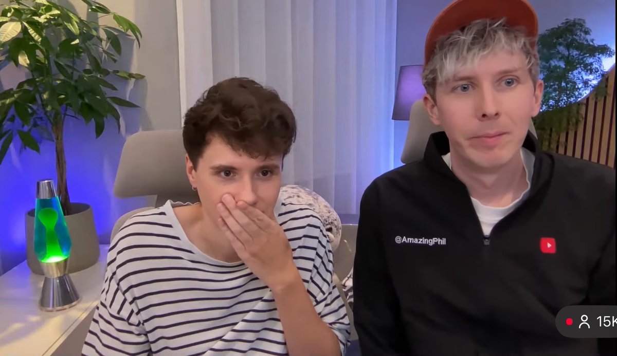 noahisonfireee's tweet photo. just burst out laughing remembering the yt jacket https://t.co/y3OGq69tGX