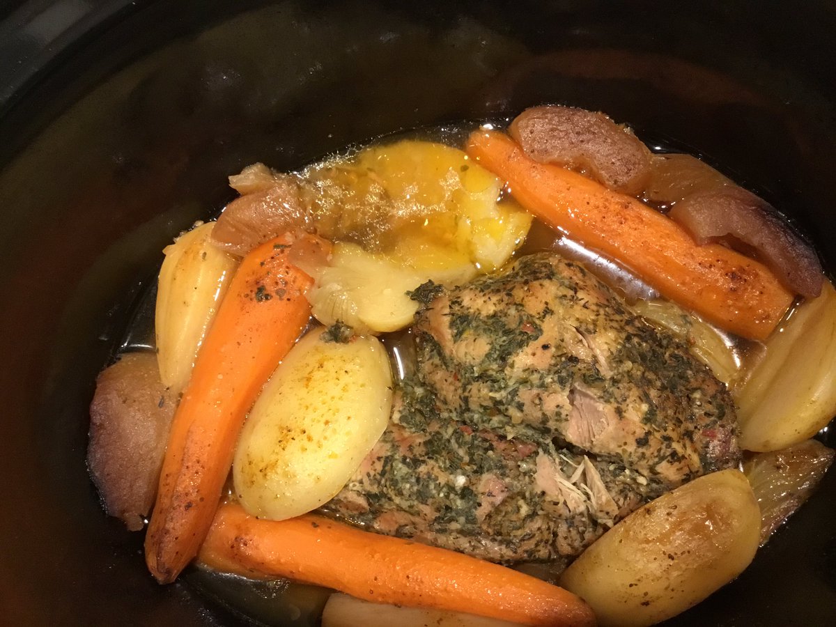 ConnollyStuart's tweet photo. Slow cooked pork shoulder, with spuds and carrots, also a Pink Lady apple in quarters, one cup of chicken stock added at the start.
A rich gravy will be made using part of the residual liquid, and the apples mushed to go with the pork.
A very lazy one pot meal. https://t.co/uxKGOi1wGn