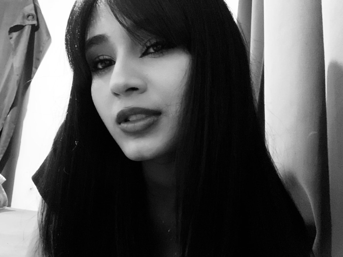 semutano_'s tweet photo. meio q to me amando mt com a franja assim https://t.co/ddaFlJWNjA